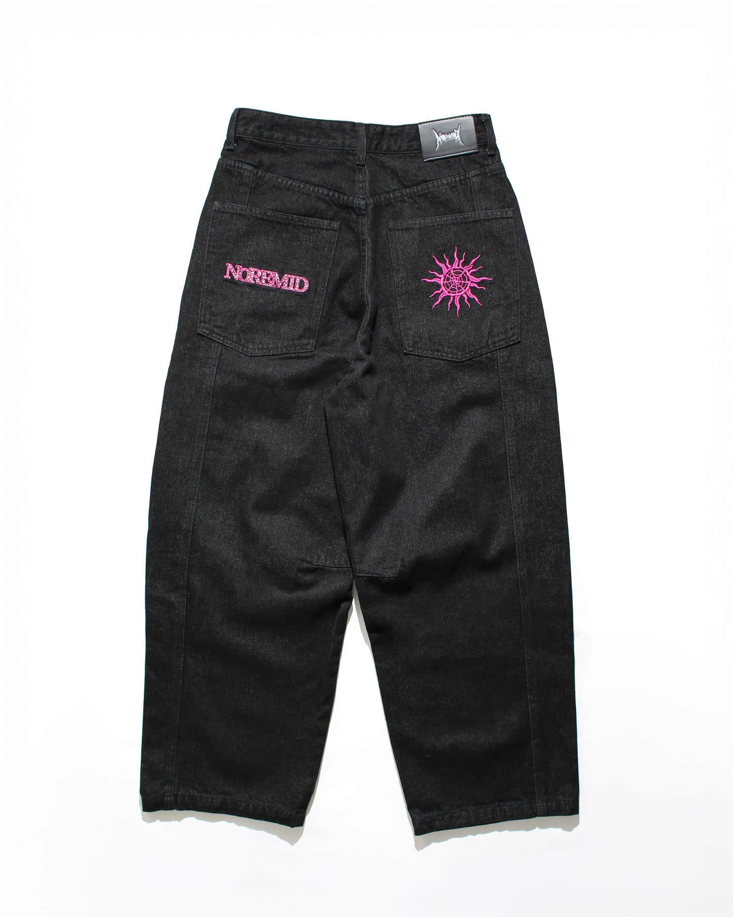 GIRL RIGID DENIM – BLACK × BLACK