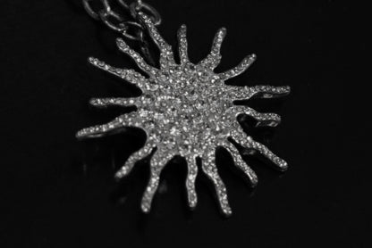 NOREMID LOGO NECKLACE